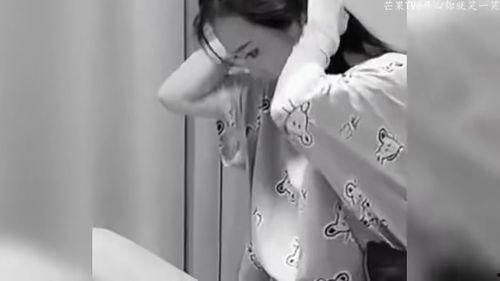 女人吃瓜搞笑视频大全集,欢乐时刻尽在其中